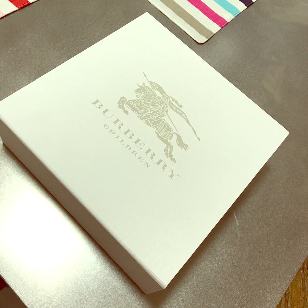 BURBERRY Children box